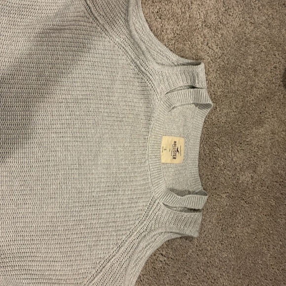 Sweater - Picture 3 of 3